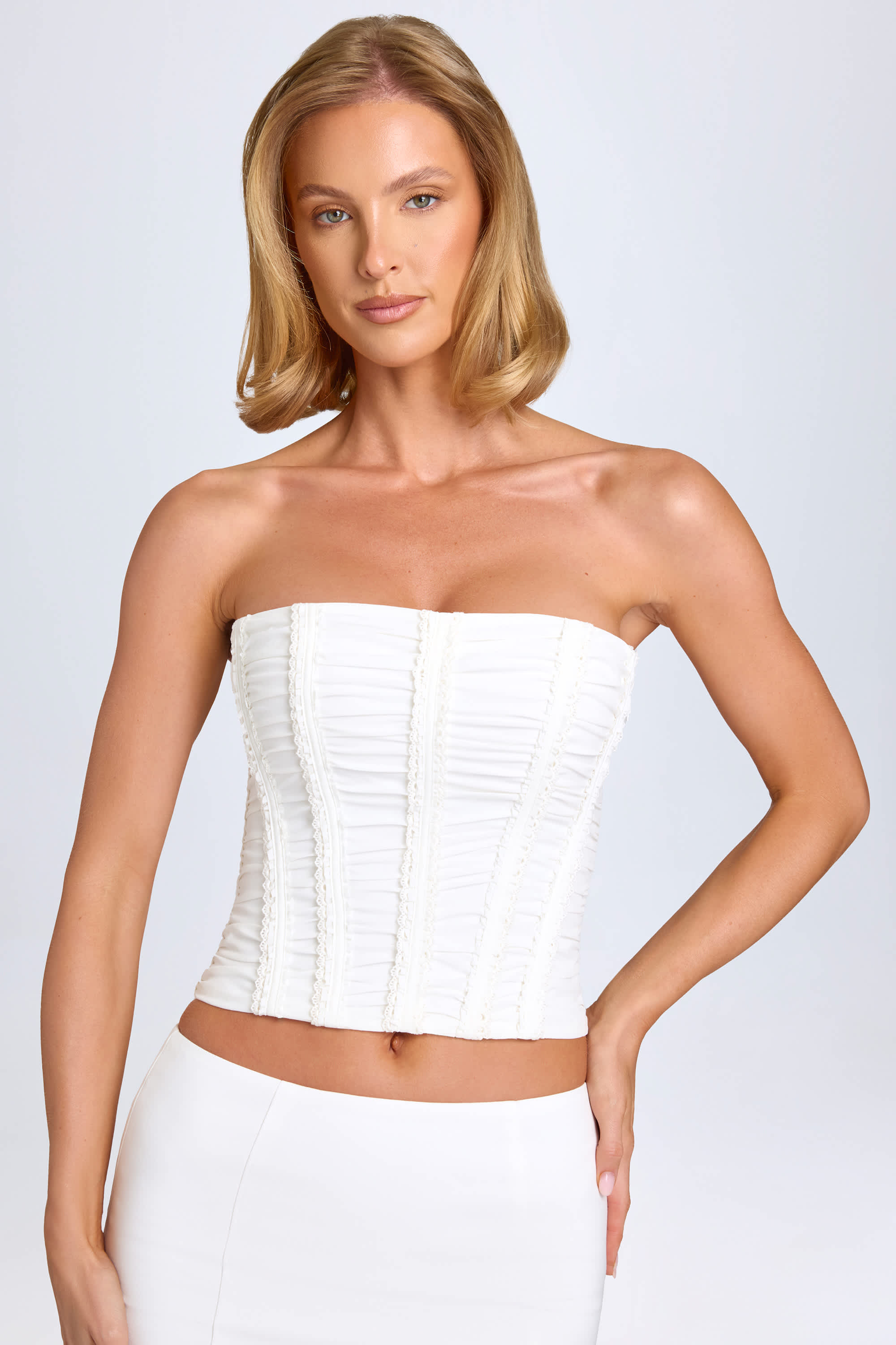 10368-White_Trova_6-2
