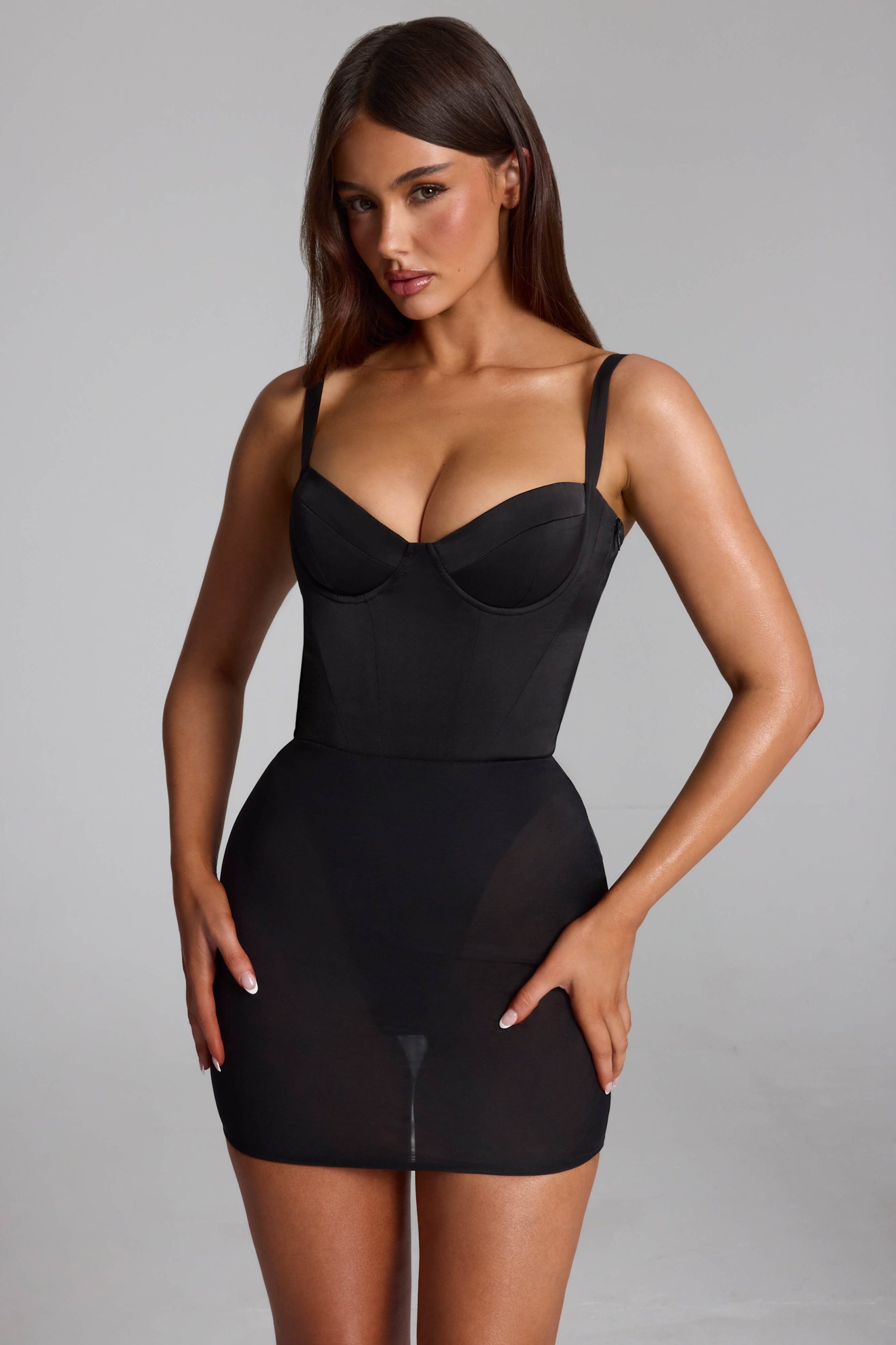 11426-Black_Gwen_6-5