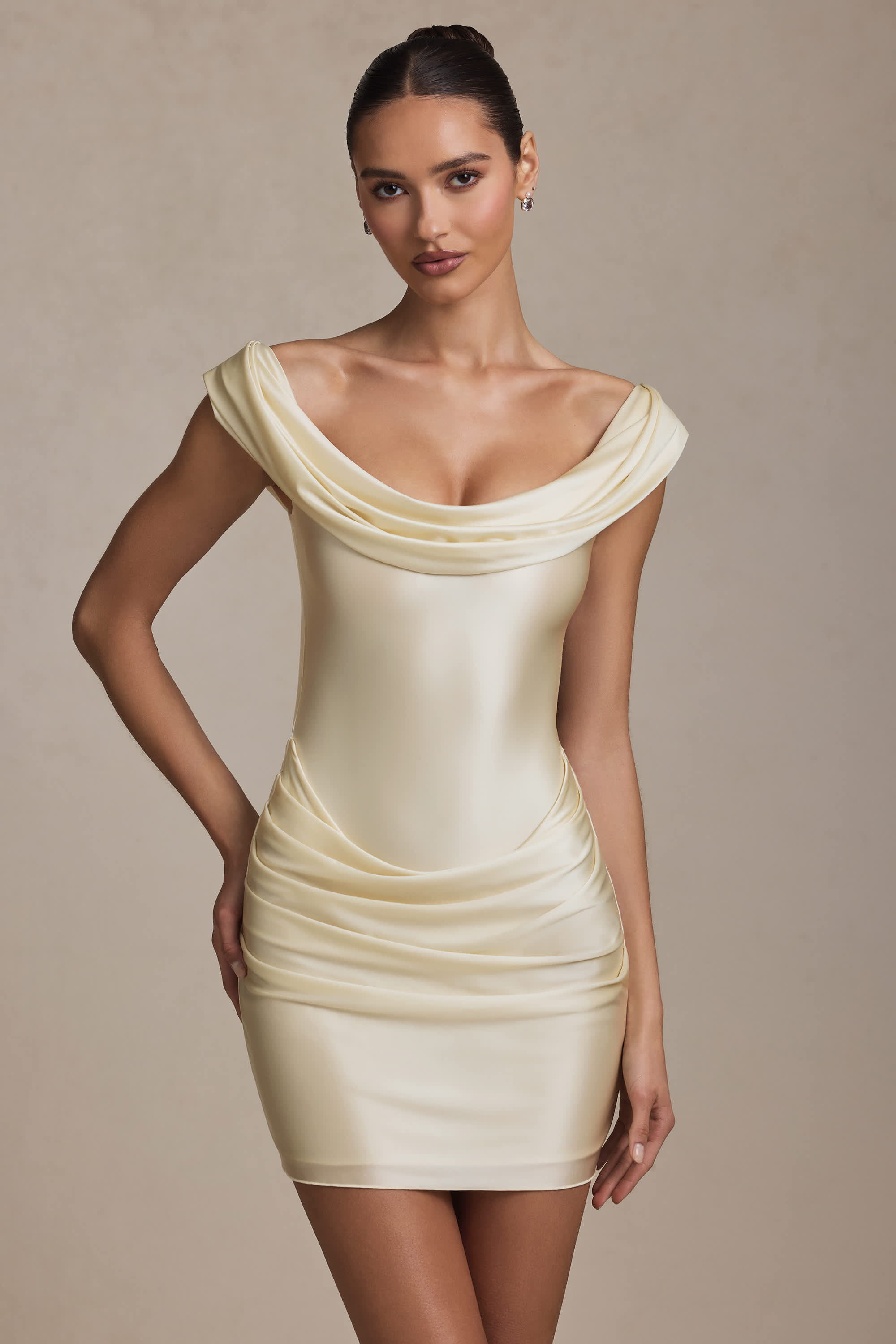 11994-Ivory_Maeve_5-4