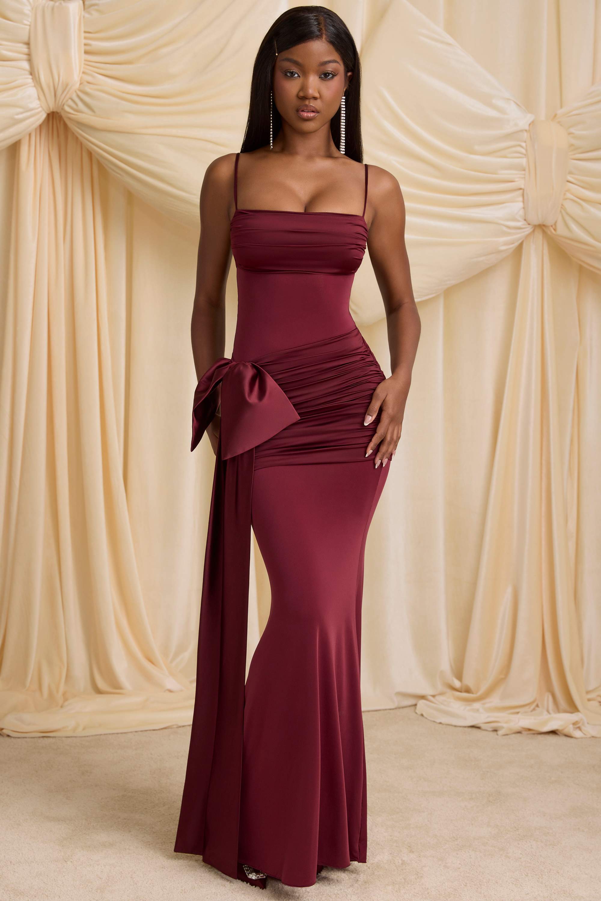 13242-WineRed_Laurelina_4-3