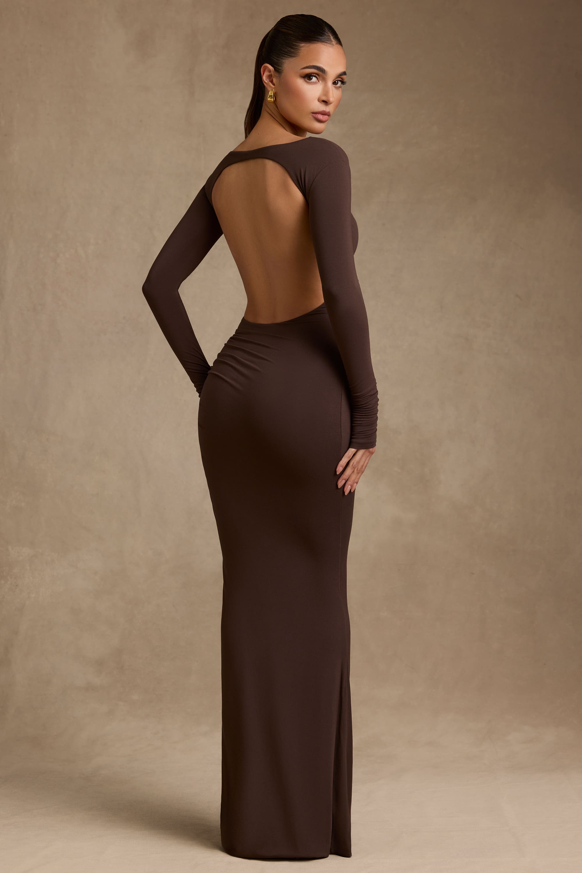 13570-ChocolateBrown_regine_10-7