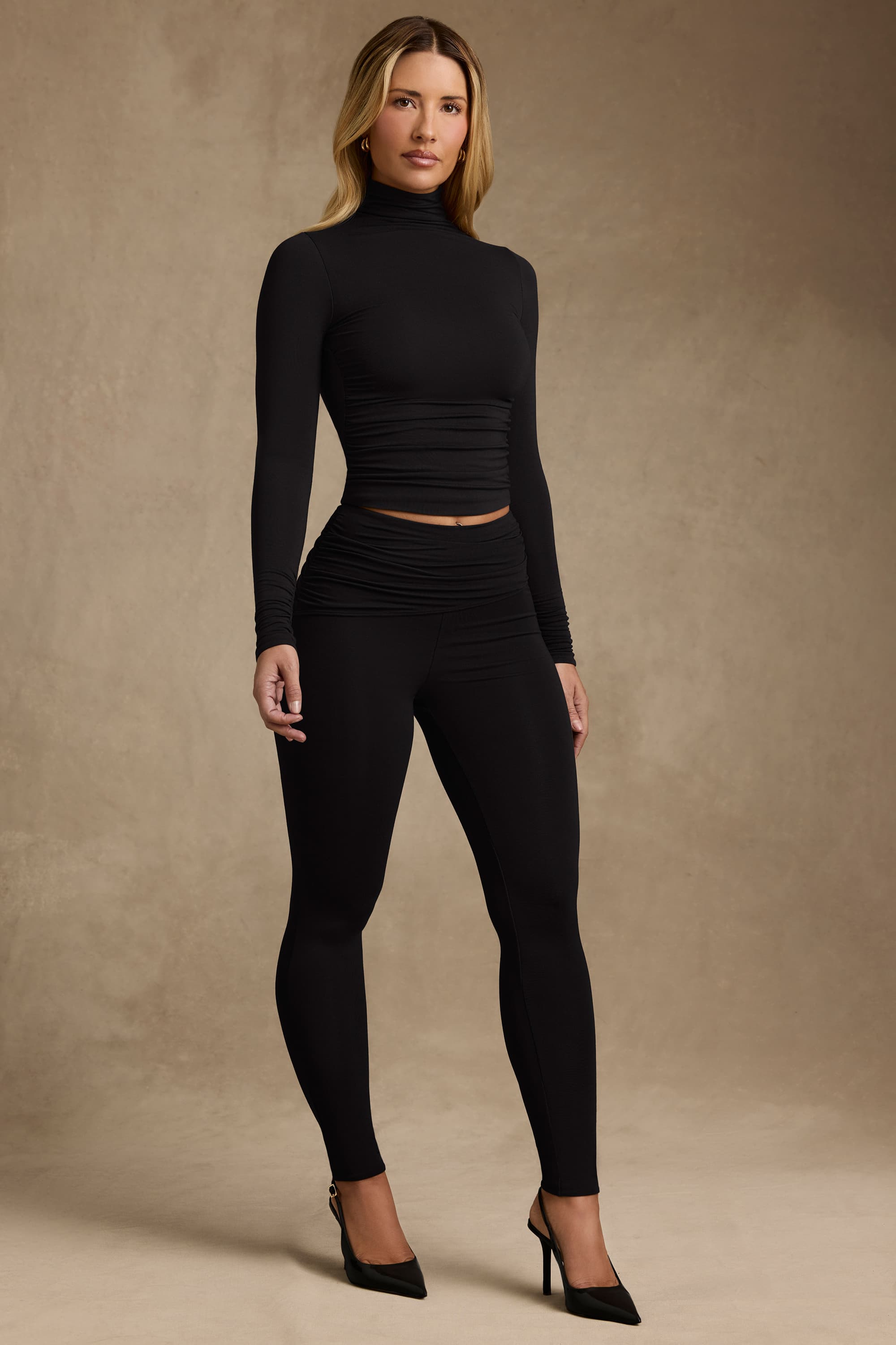 13594-Black_Yuka_7-1
