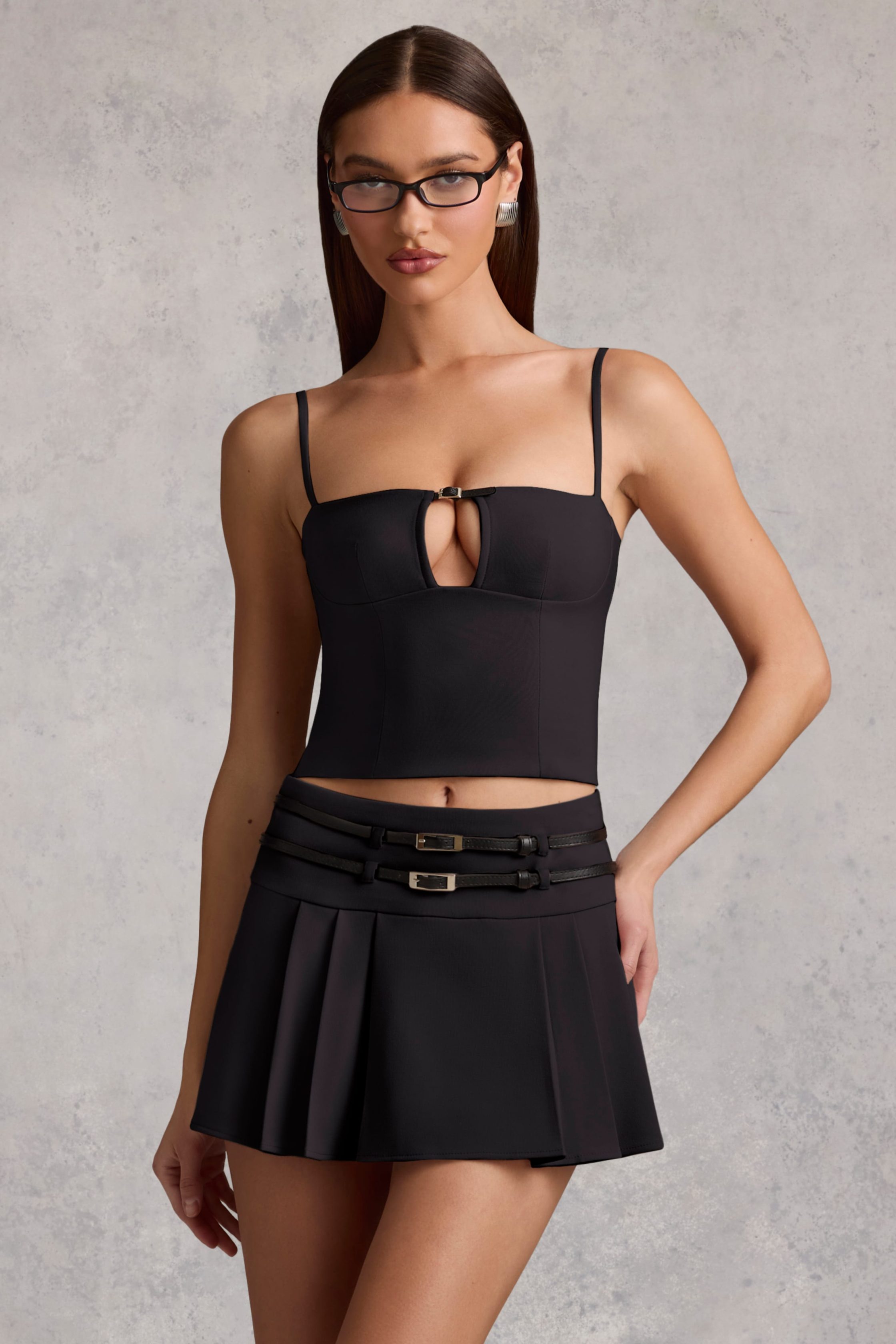 13660-Black_Velora_9-1