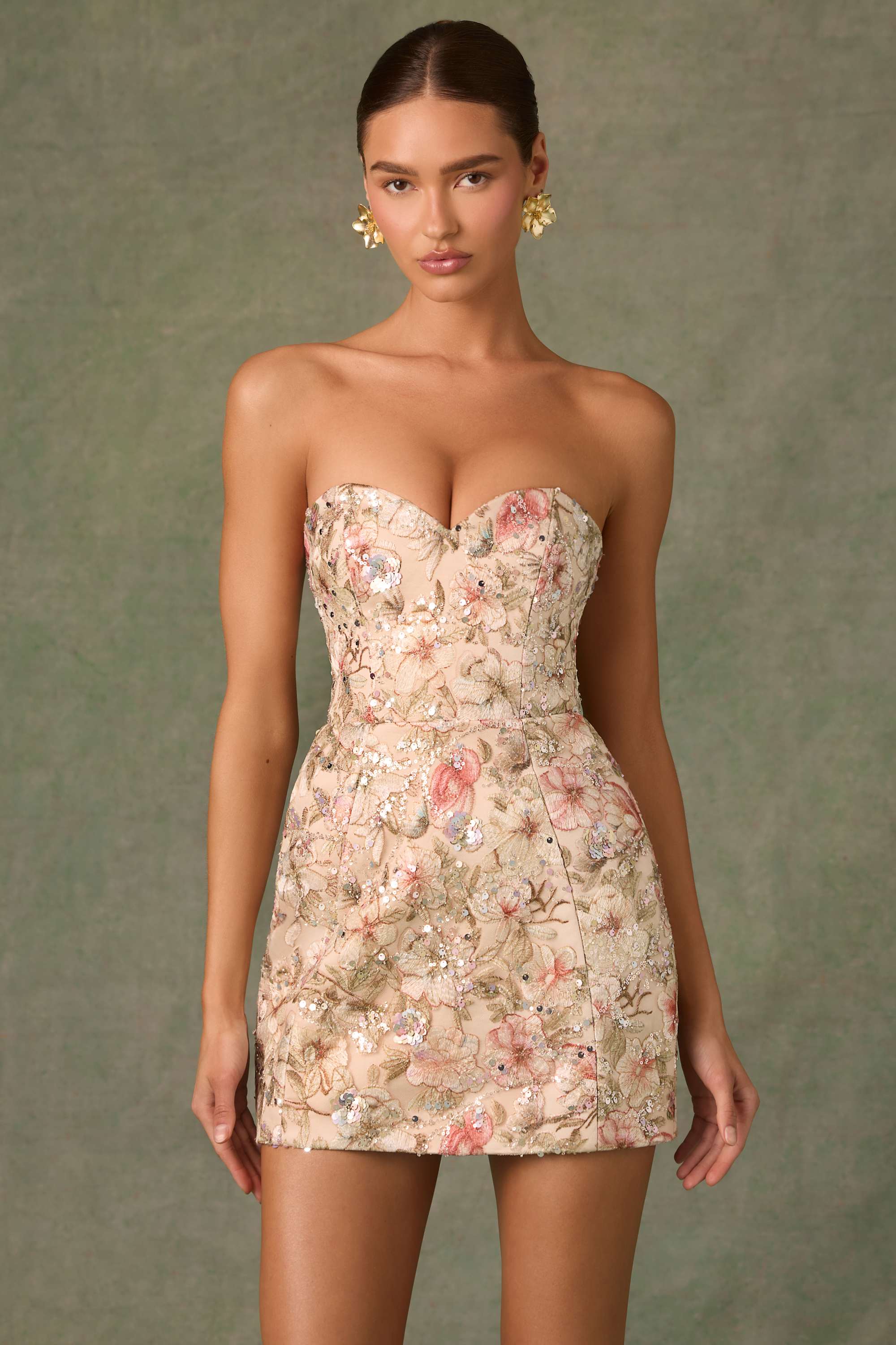 13755-FloralBeige_Dahlia_5-2