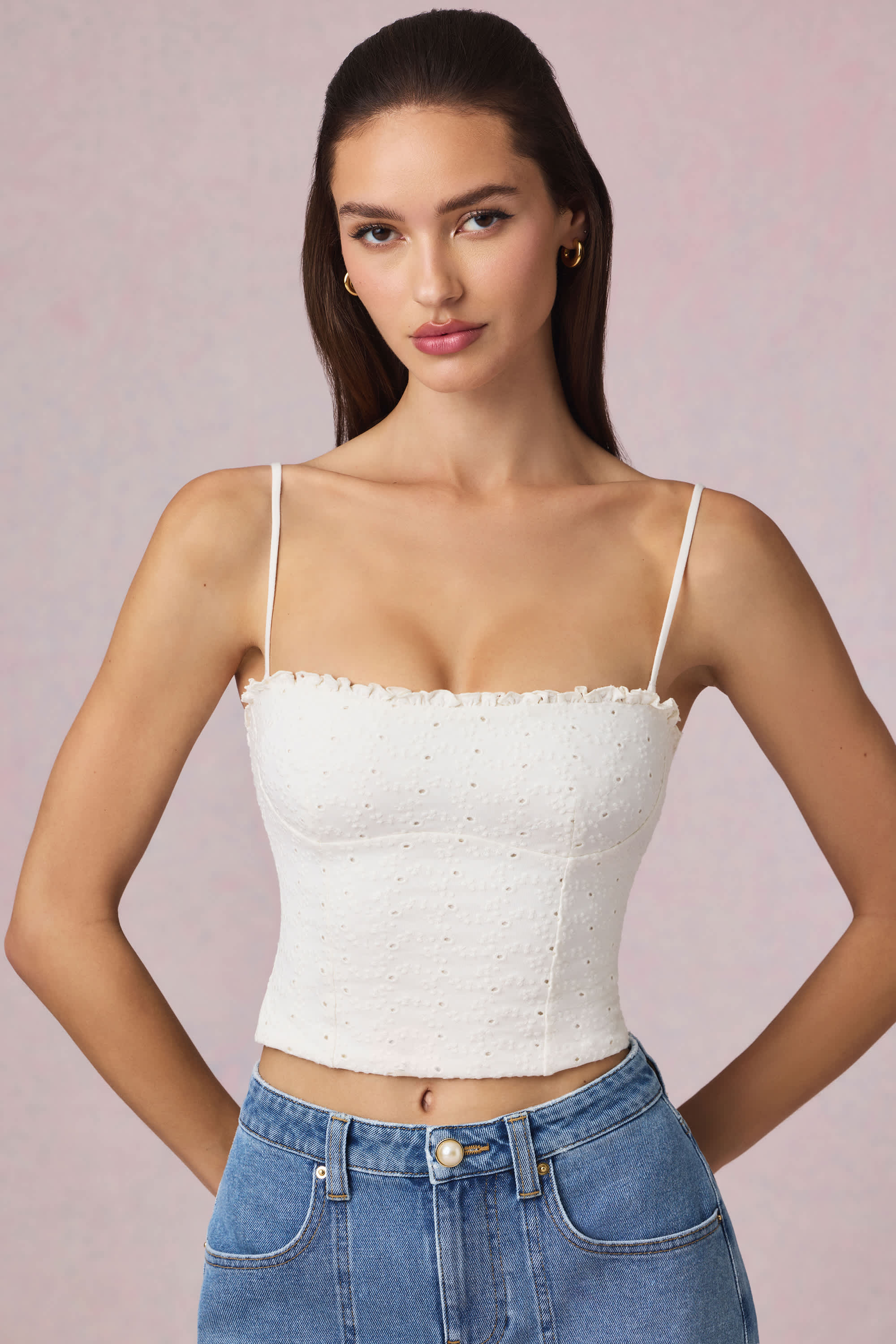 13867-White_Hania_4-1
