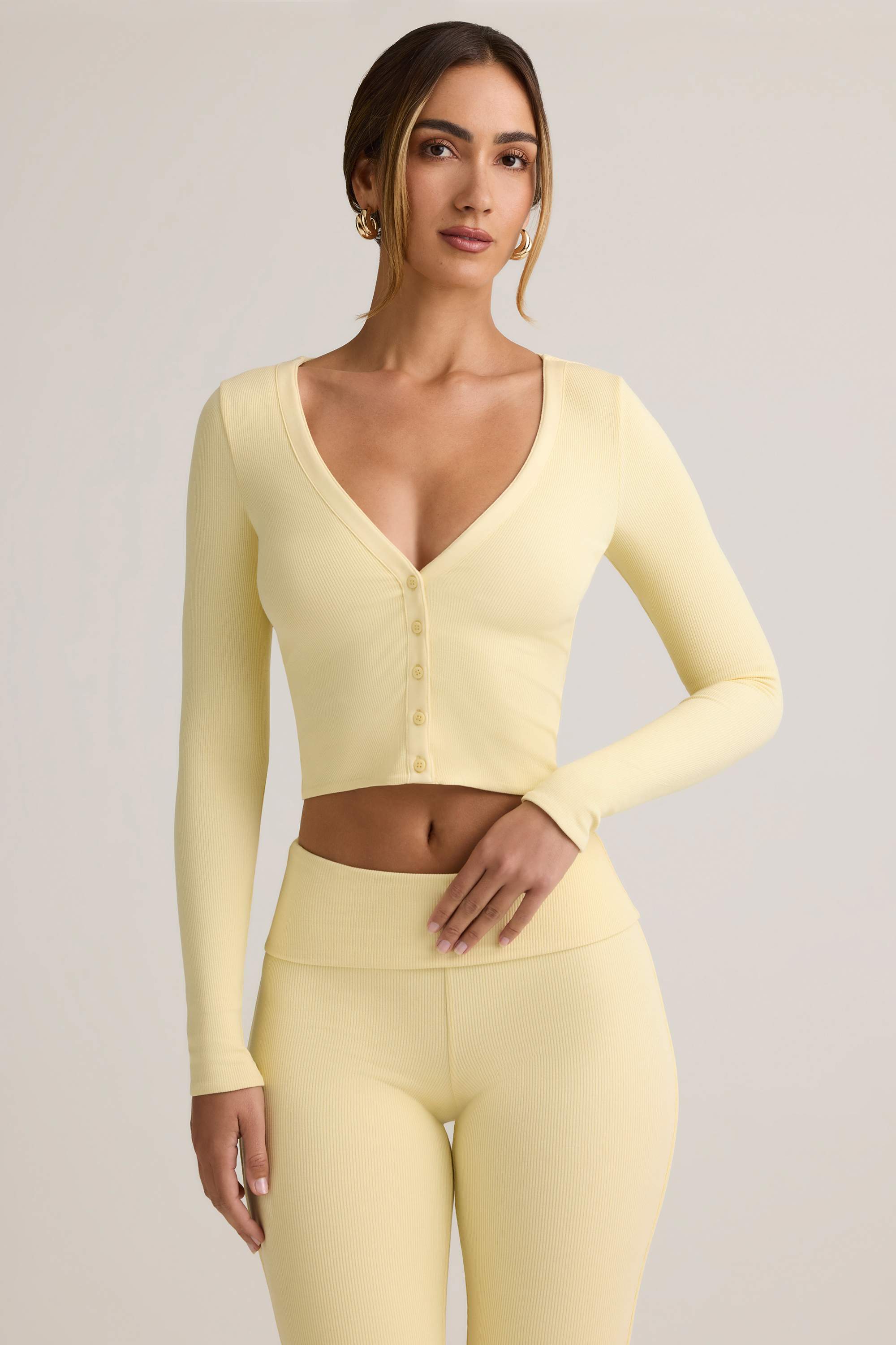 14176-ButtercreamYellow_Kiva_5-2