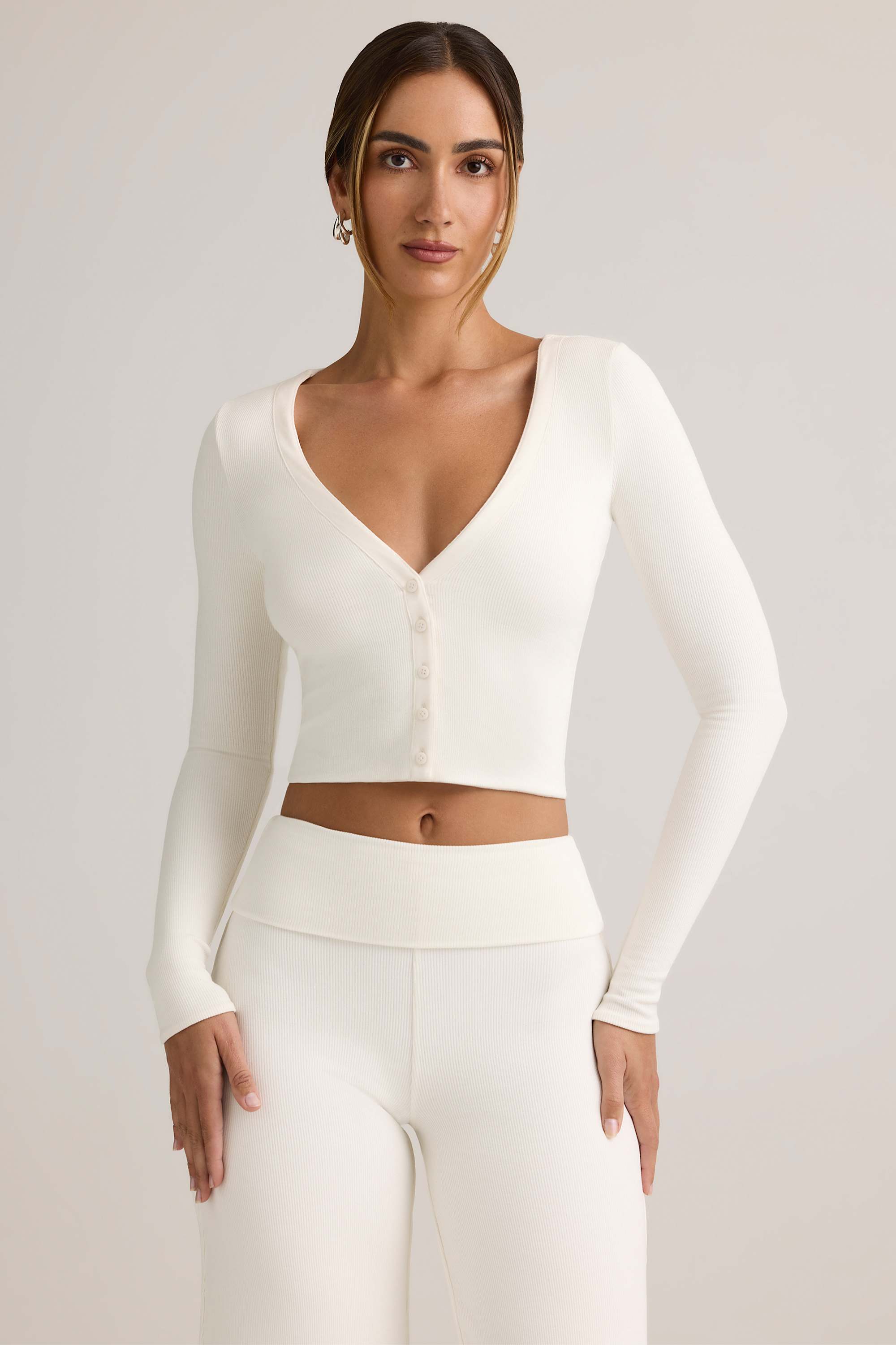 14176-White_Kiva_1-1
