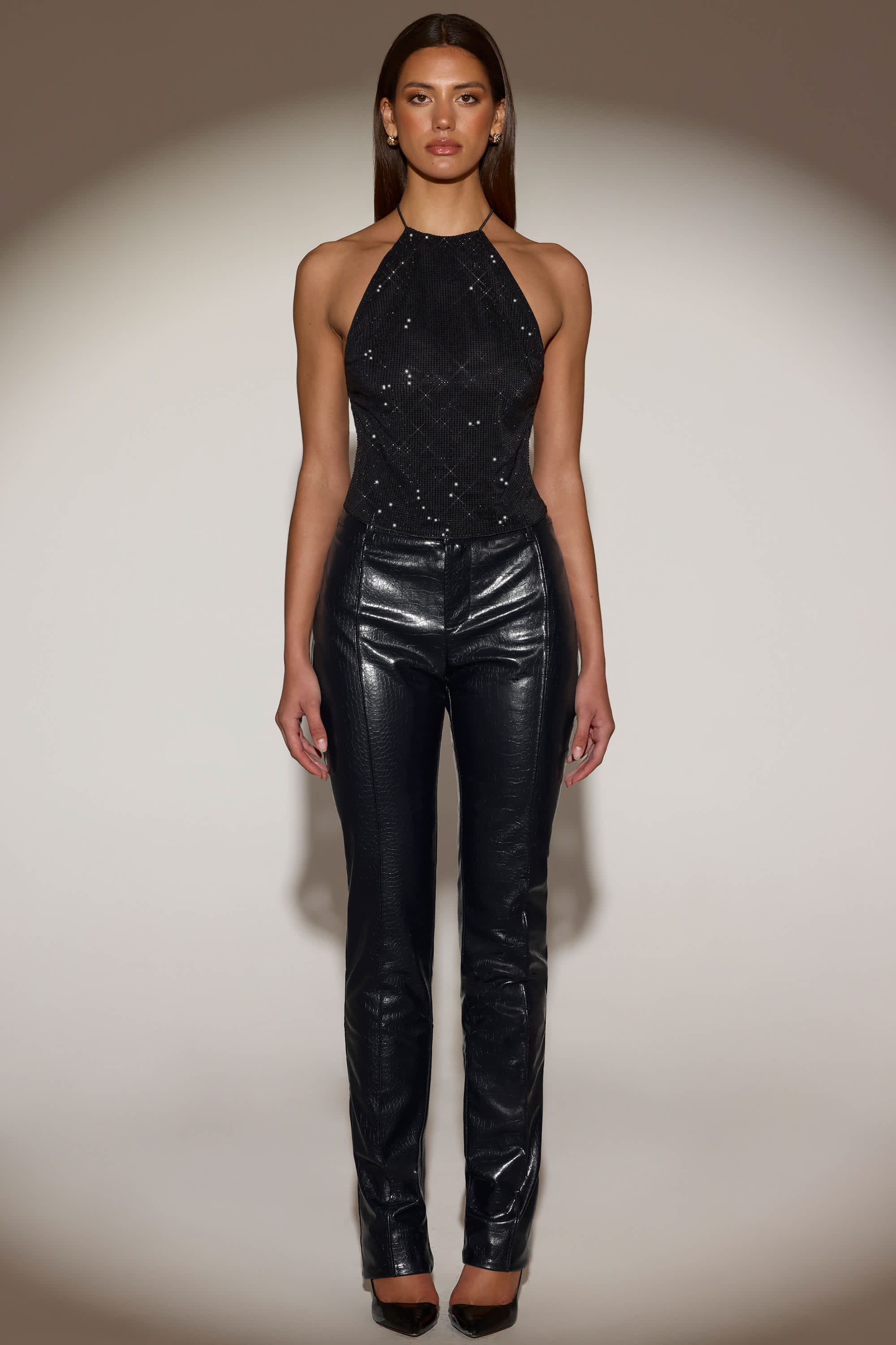 14939-Black_Nemyra_1-1