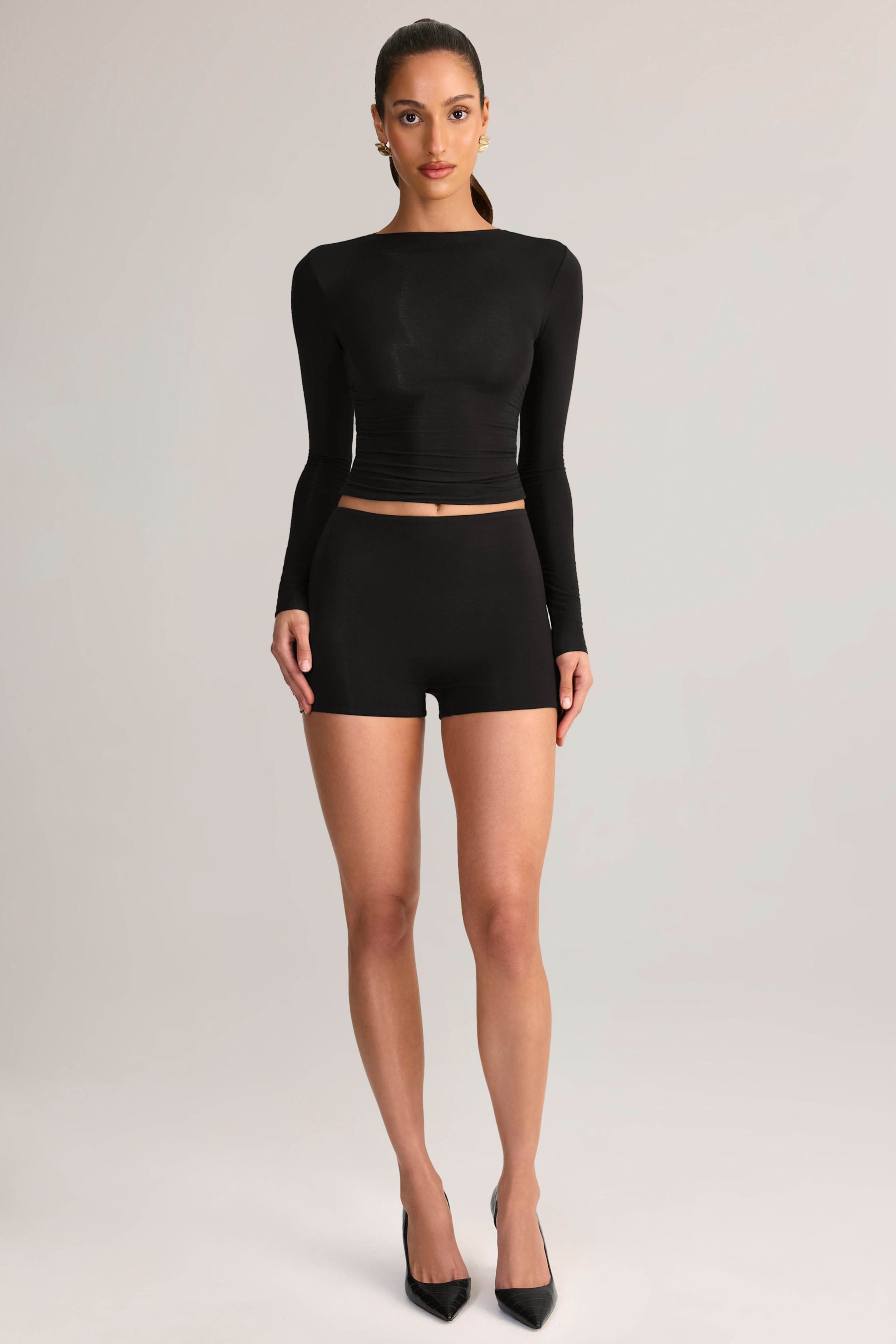 15443-Black_Noor_6-6