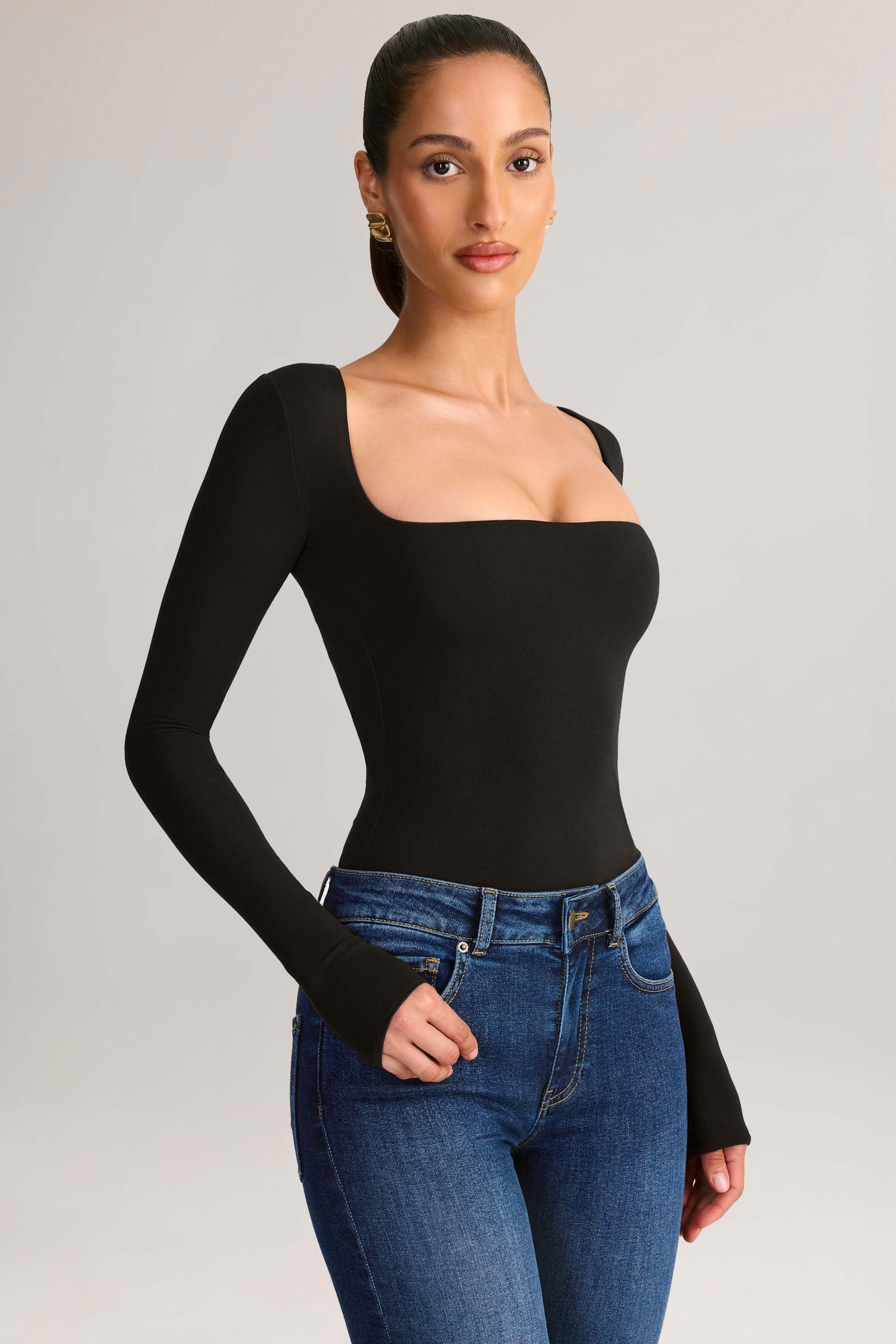 15445-Black_Kaia_6-2