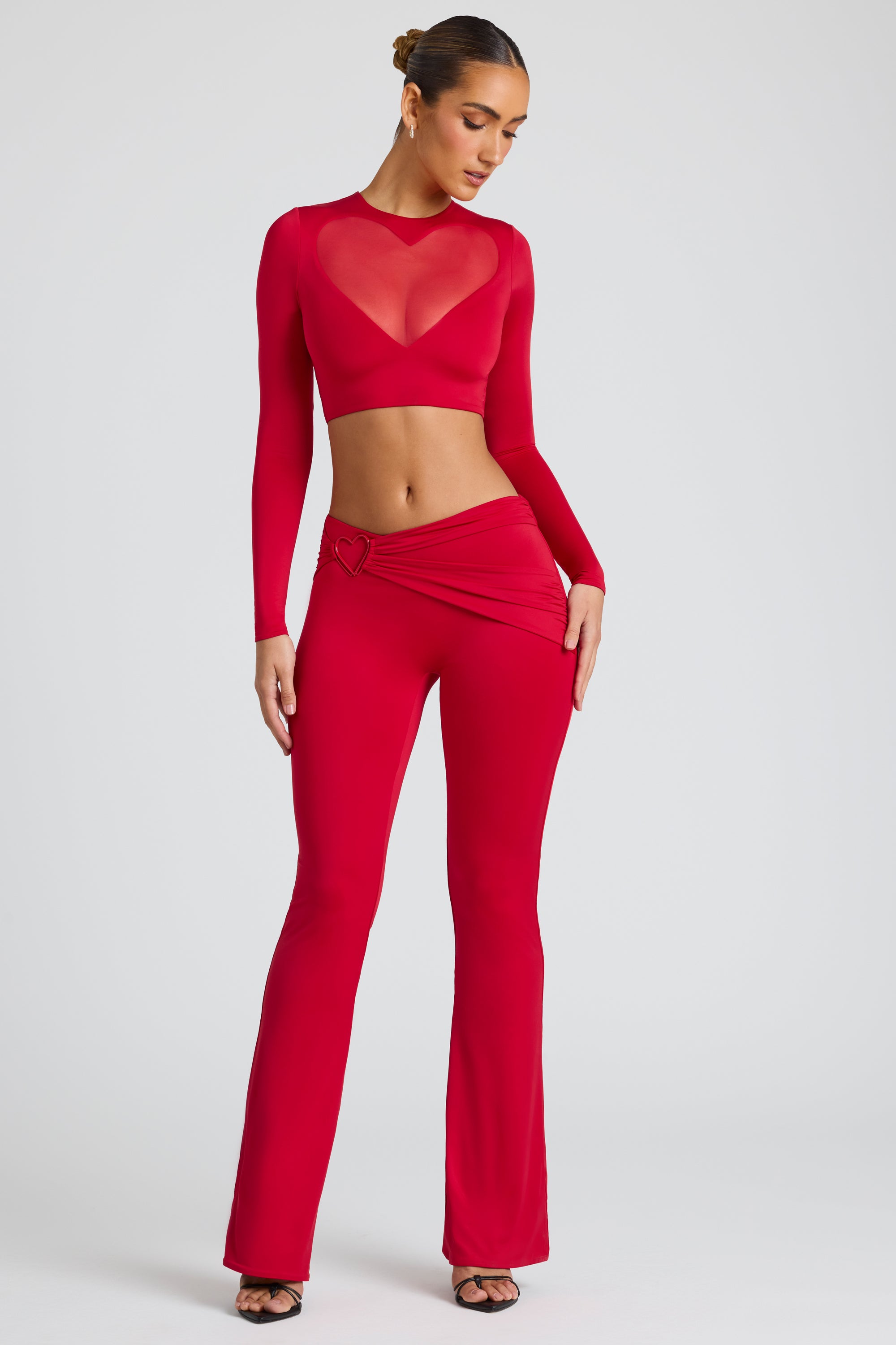 8057-8051-FieryRed_Solea_Azar_2_e66d1114-58c7-4c05-9d15-82e5922b4255-2