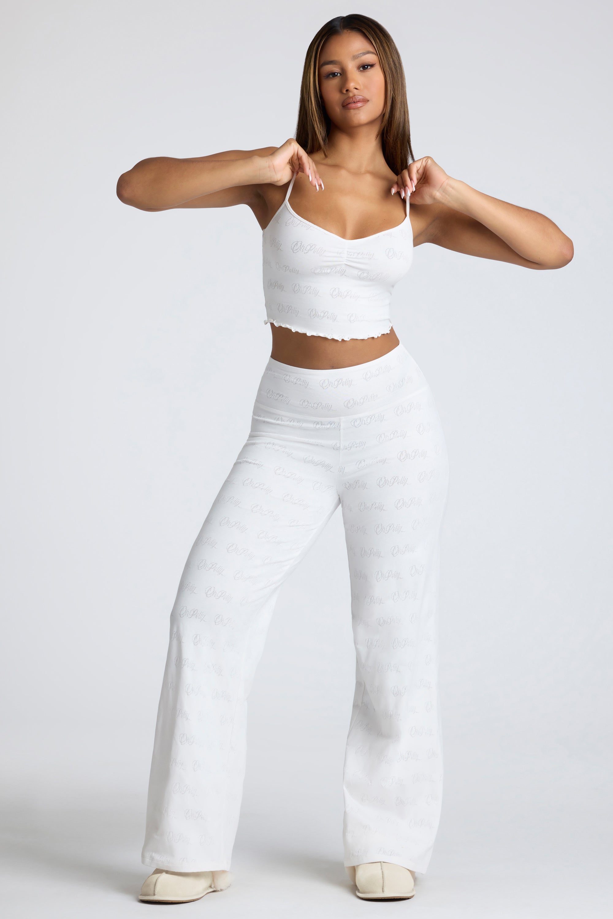 8153-8324-White_Loungewear_3-1