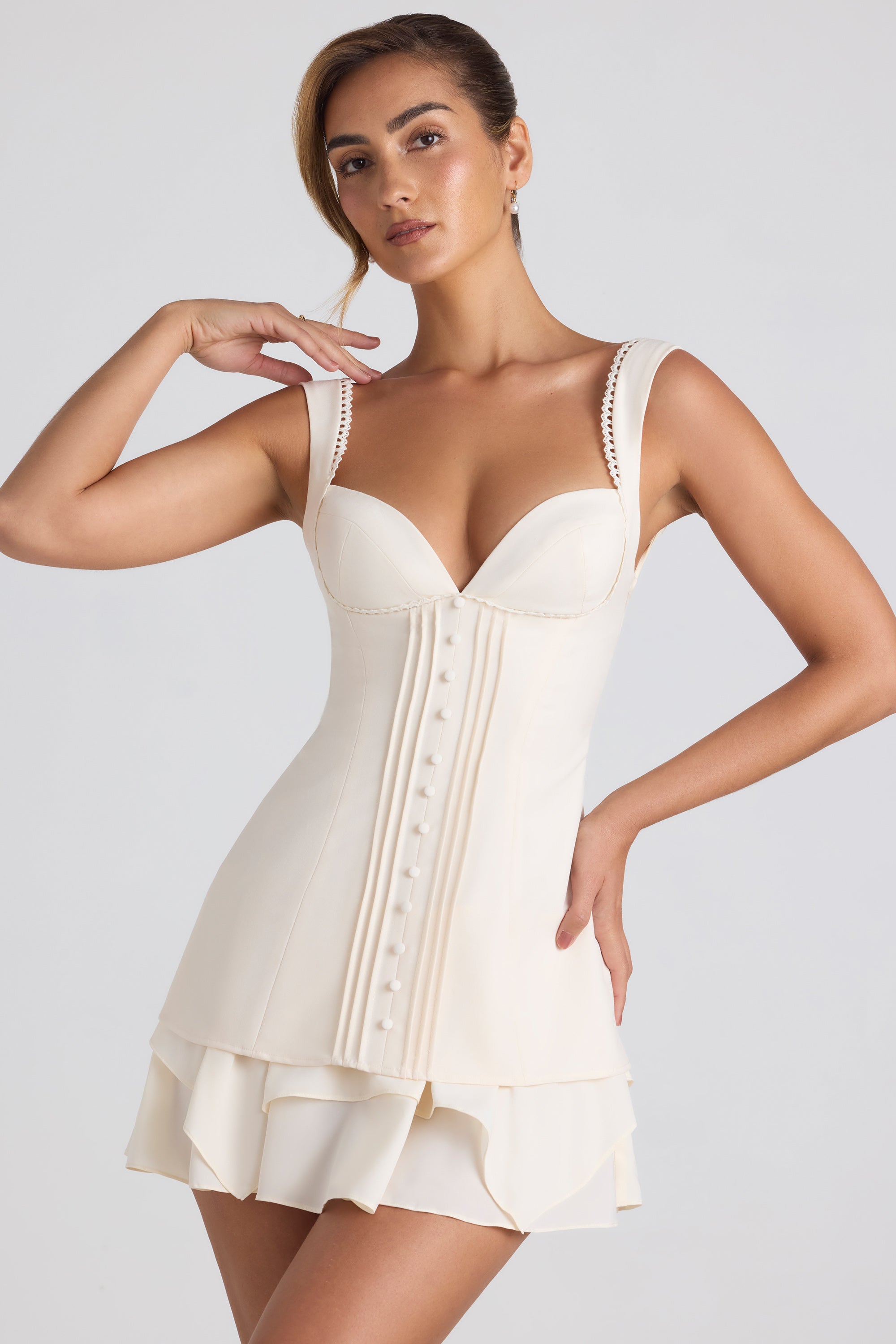 8269-Ivory_Cassandra_2-3