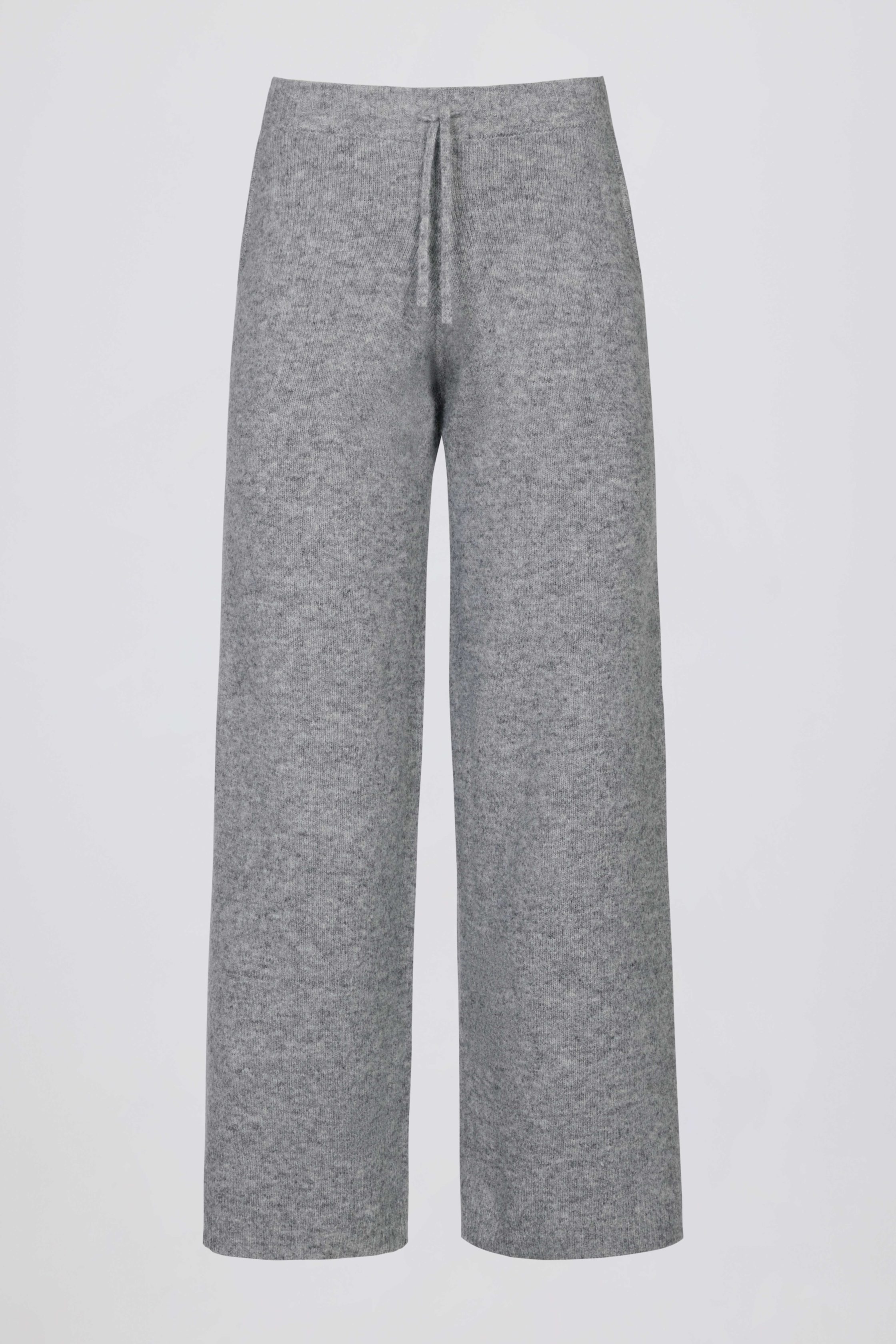 BT02530-Grey_KnitClassicsEffortlessEdit_21-6