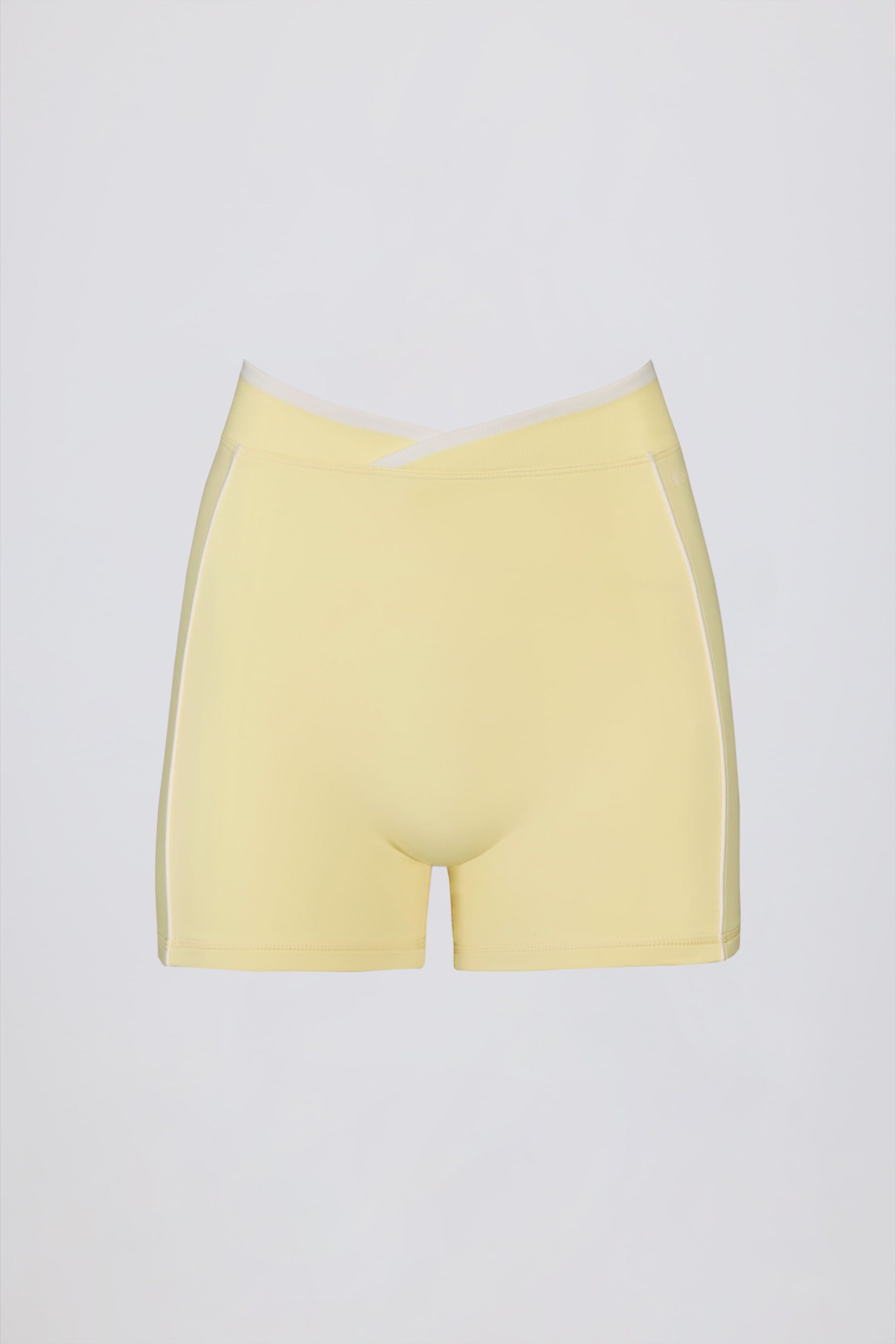 BT02562B-SoftYellow_Alumna_21-3