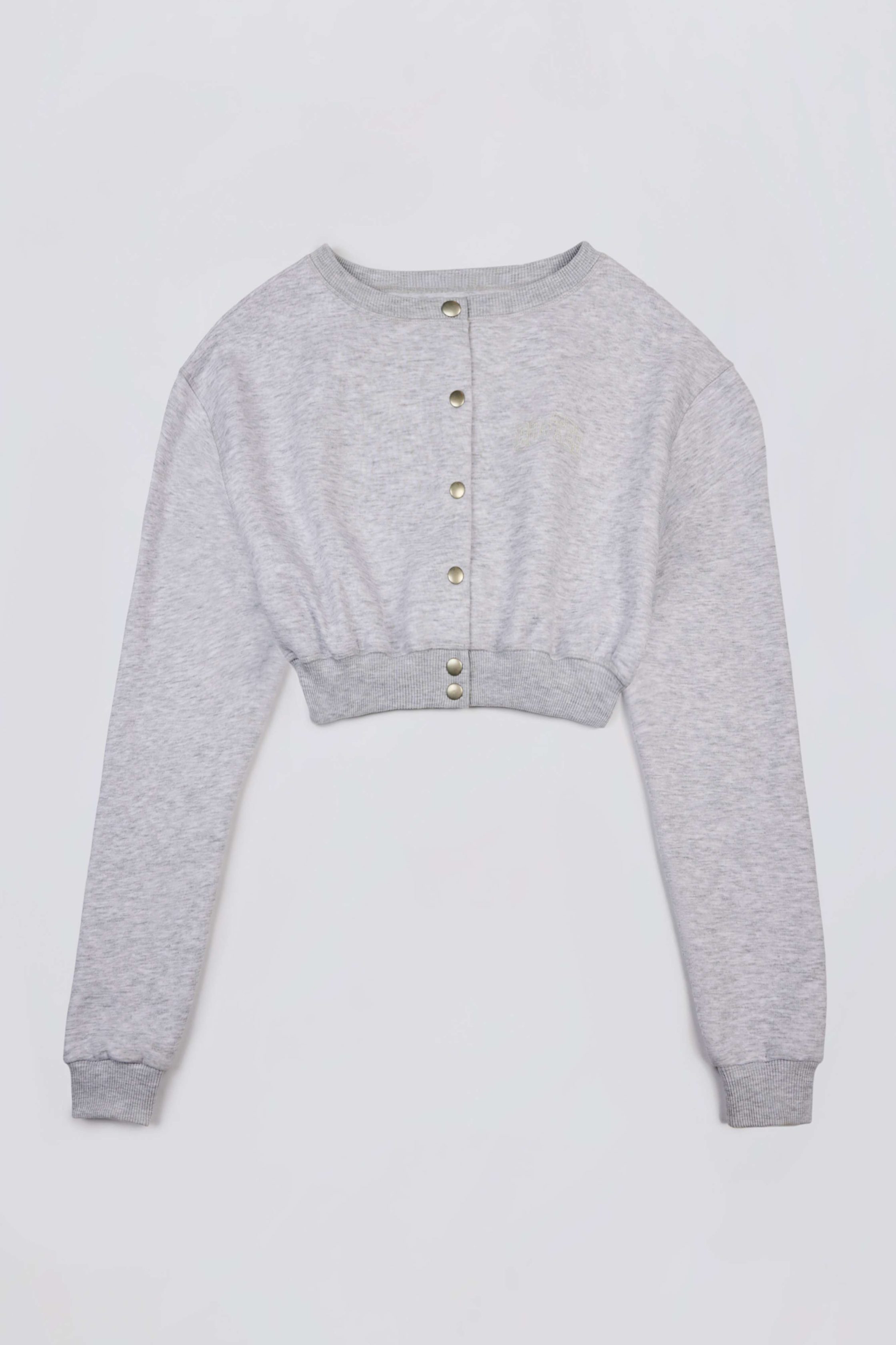 BT02581-GreyMarl_Alumna_21-2