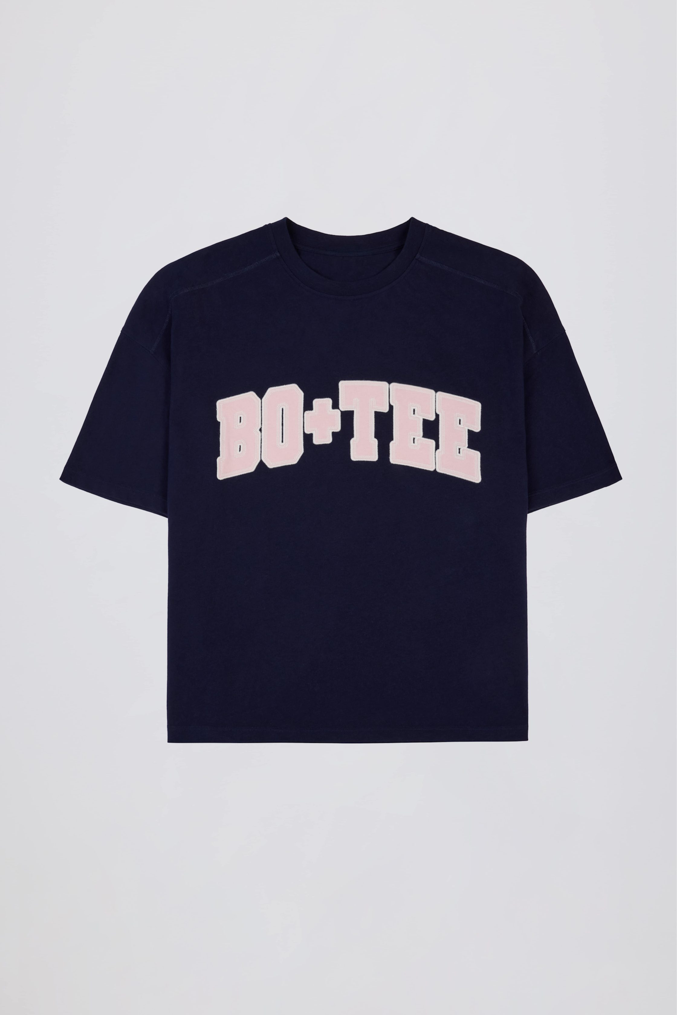 BT02584-ClassicNavy_Alumna_21-3