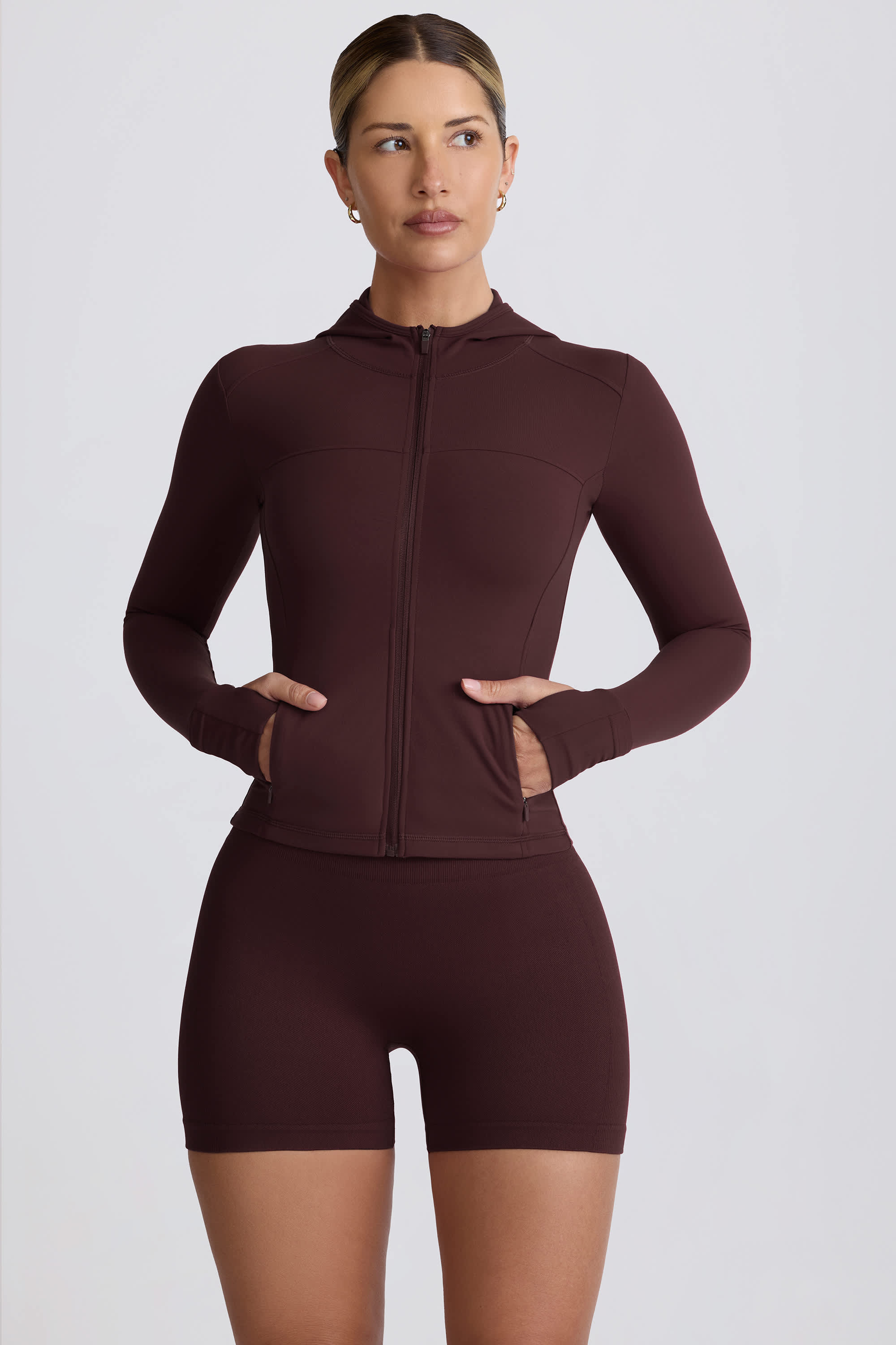 BT1029-Chocolate_SuperSculpt_6-1