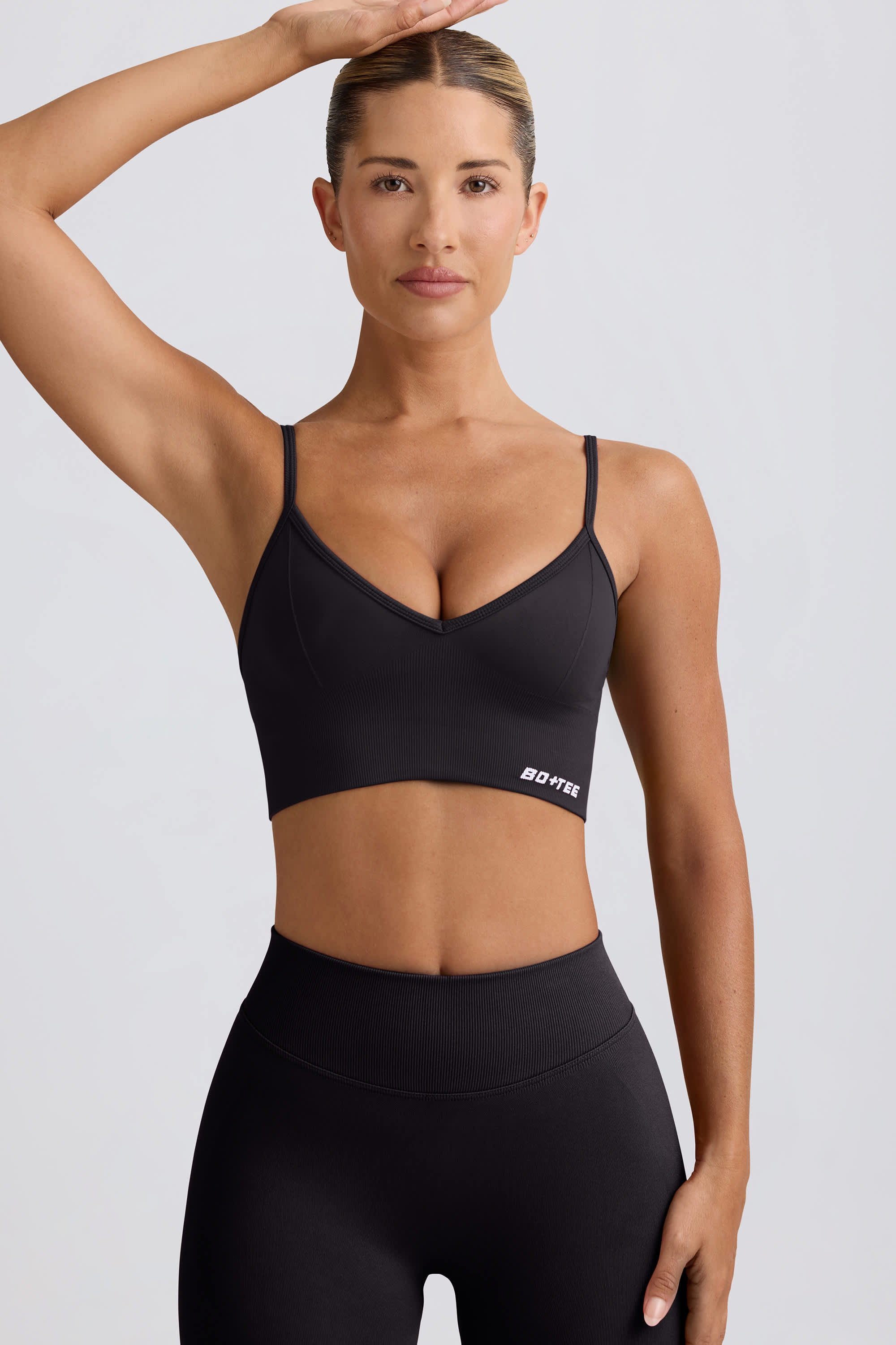 BT1134C-Black_DefineLuxeFreshForm_5-1