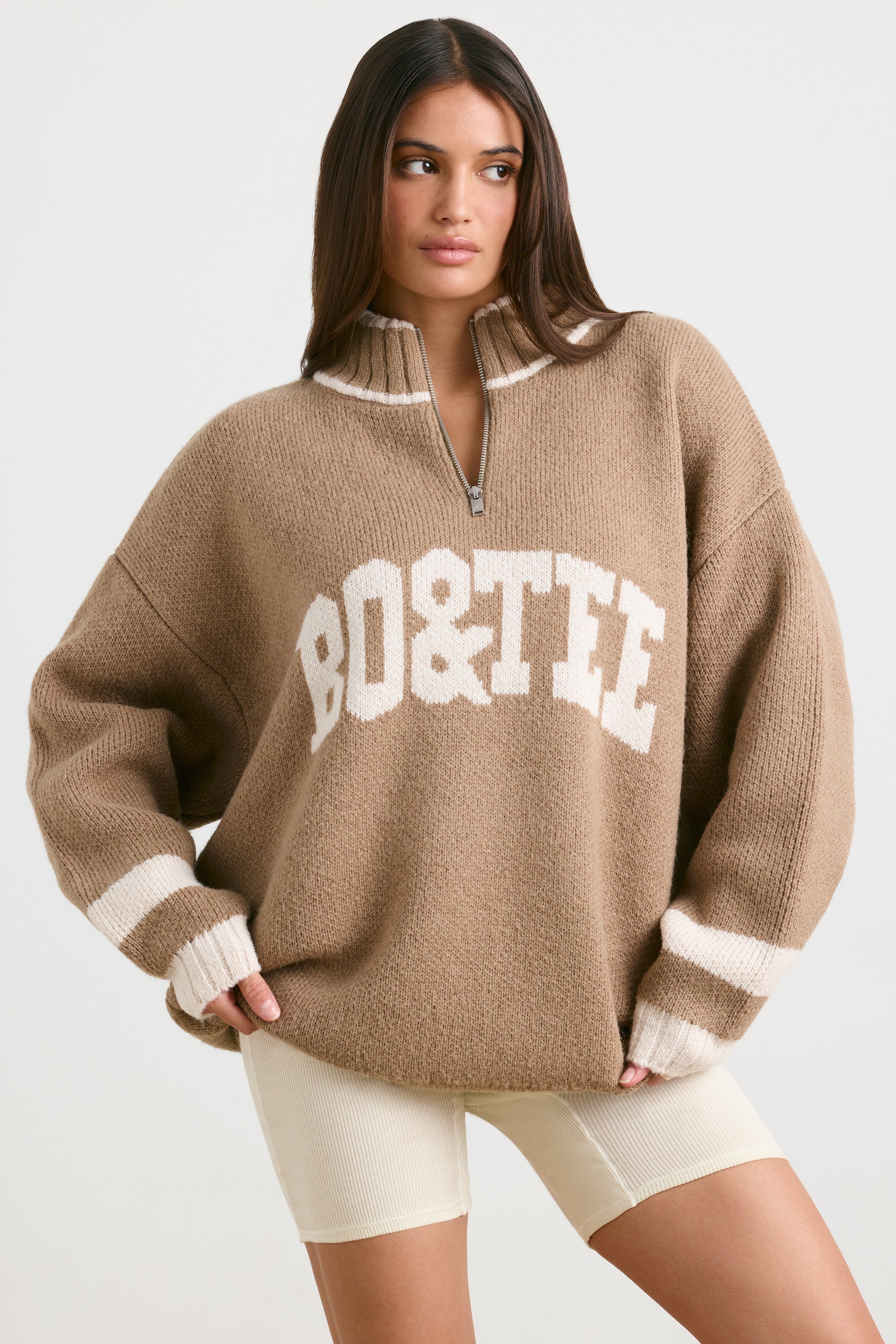BT1371-Brunette_Casual_3-2