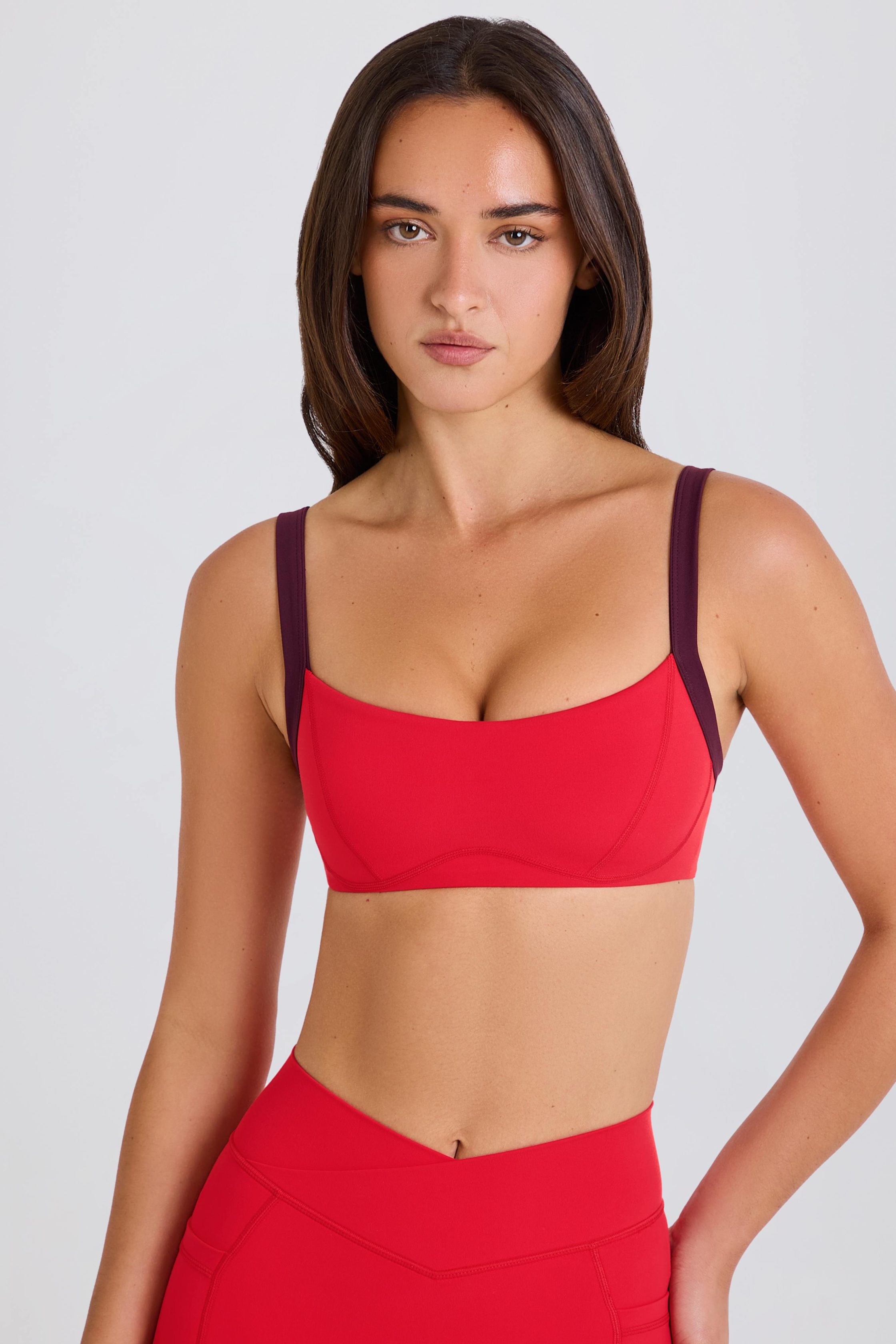 BT1498C-StrawberryRed_RedHot_1-1