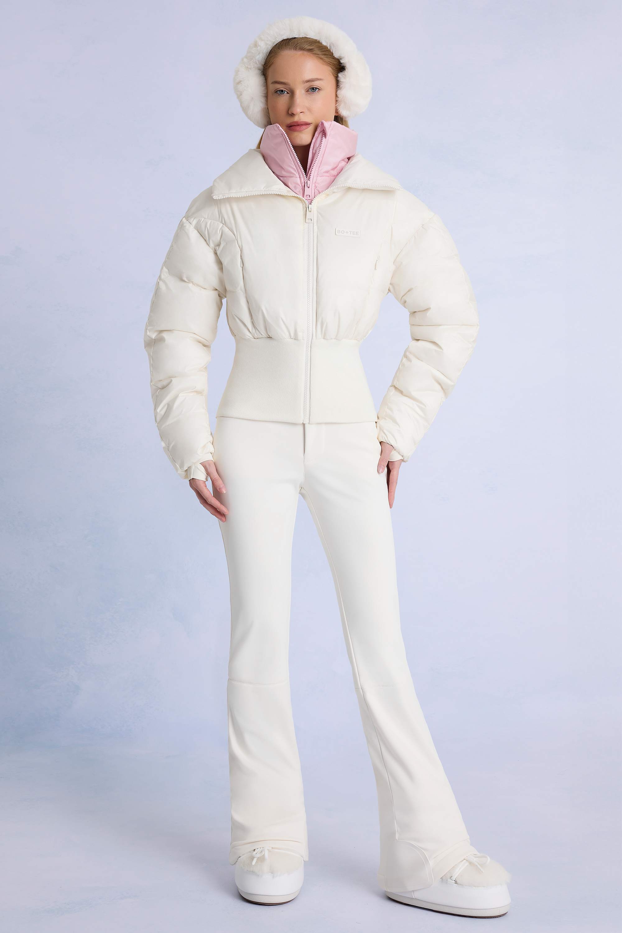 BT2406-White_Ski_1-3