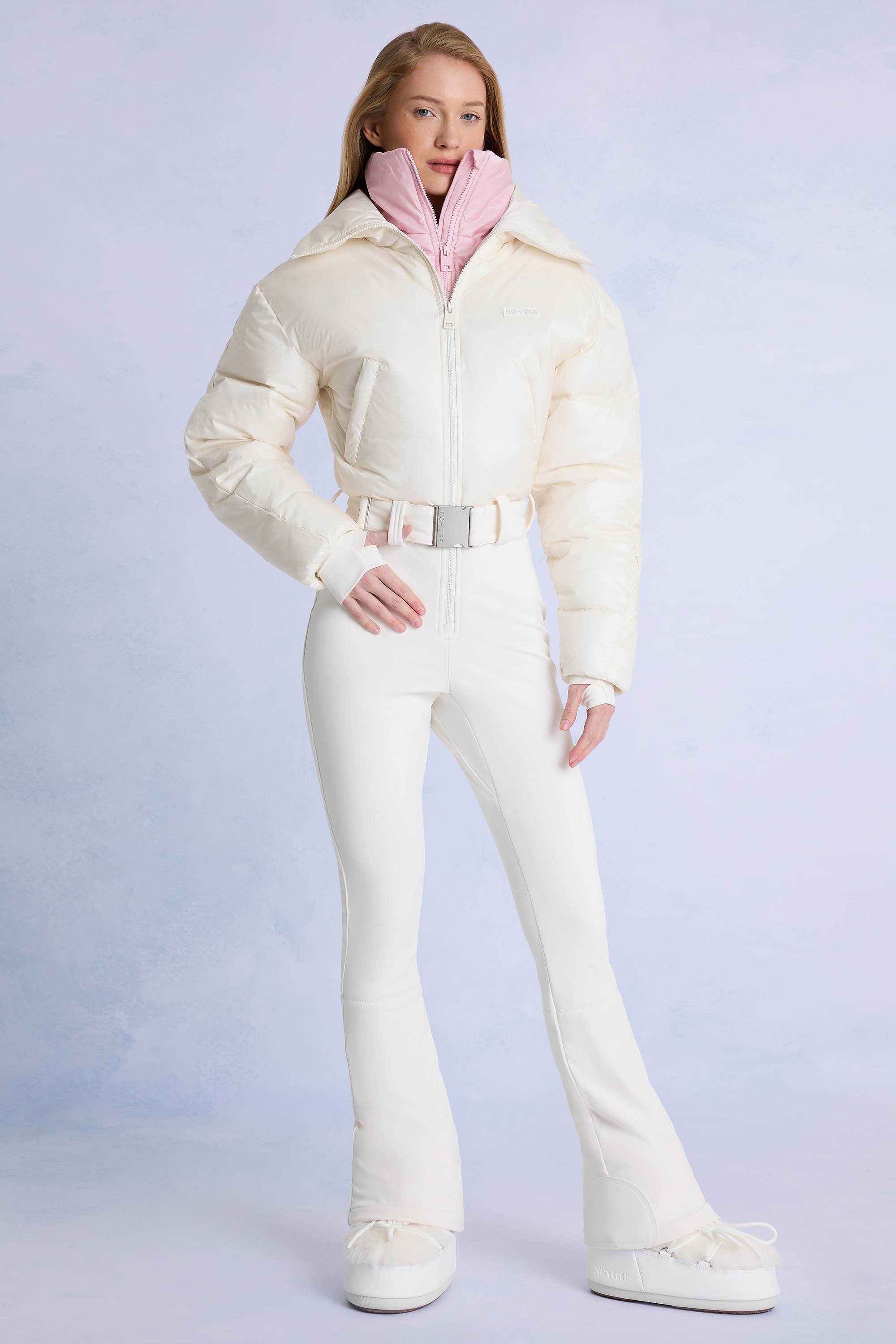 BT2407-White_Ski_1-4